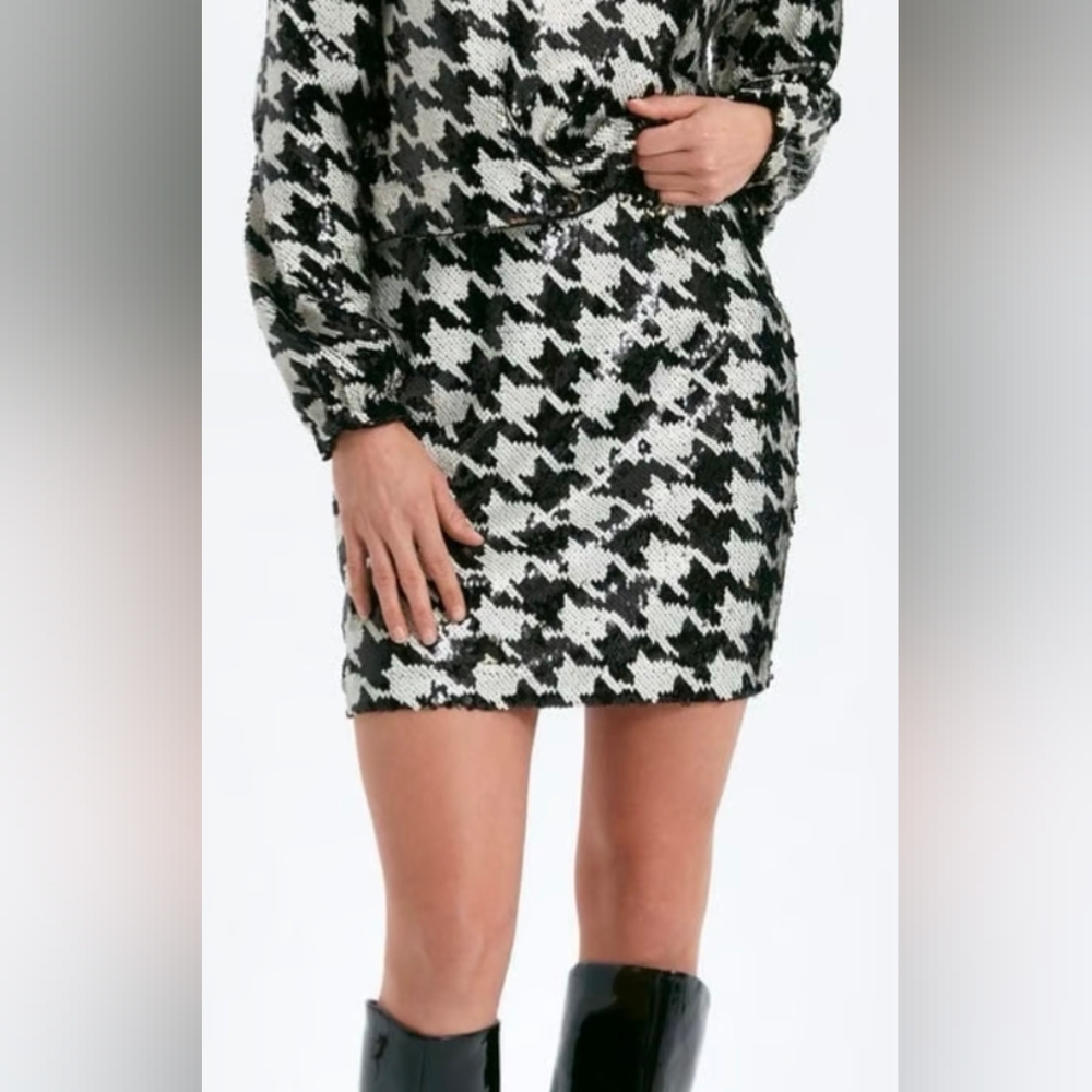 CHRLDR Riley Sequin Mini Skirt